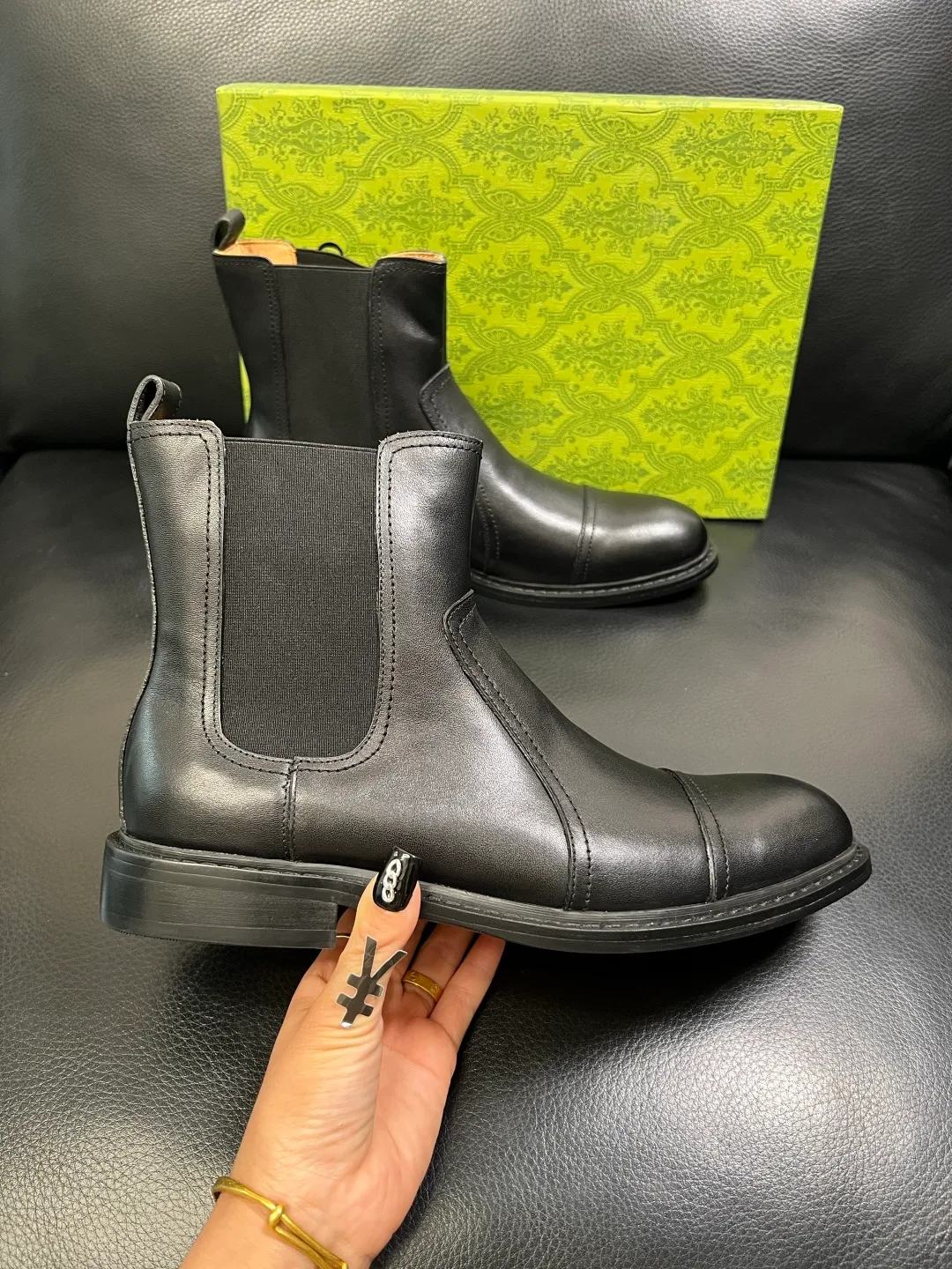 Men's shoes 💰900 Gucci High-quality top crafts Gucci Leather shoes and boots high-top series counter synchronization Original factory configuration, original cowhide imported from Italy, imported water-dyed cow lining, soles: original factory special supply original sole super comfortable, original factory and single goods High quality, welcome to compare and synchronization at the counter, code number 39-44 (customized 45)